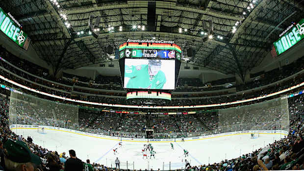 dallas-stars-american-airlines-arena-scoreboard-960.jpg